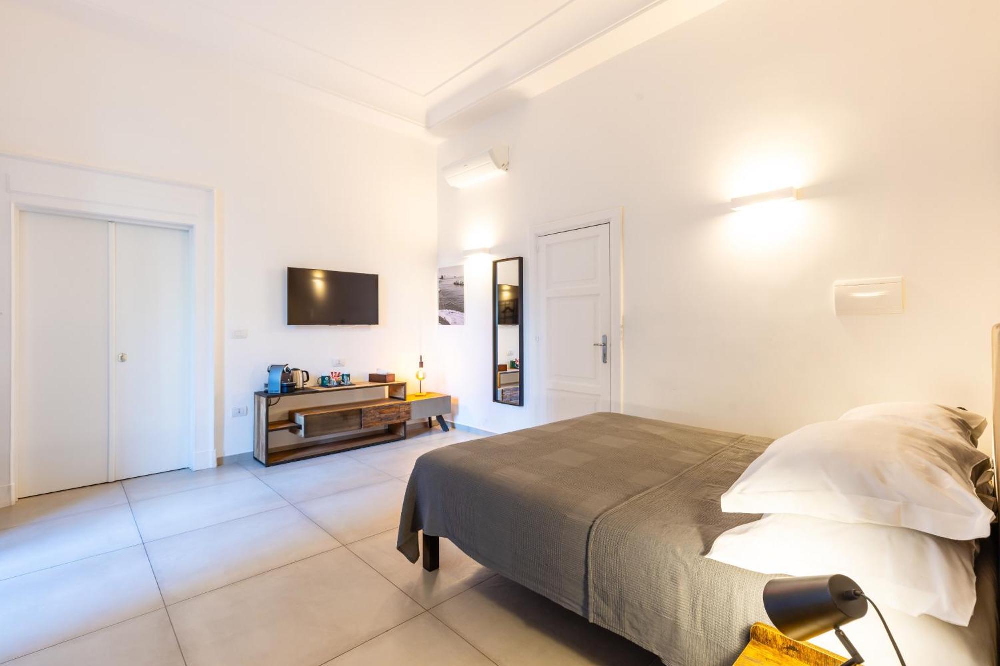 Residenza Partanna By Napoliapartments מראה חיצוני תמונה